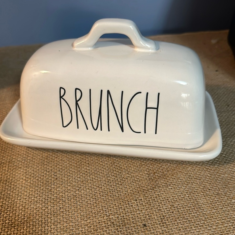 Rae Dunn butter dish